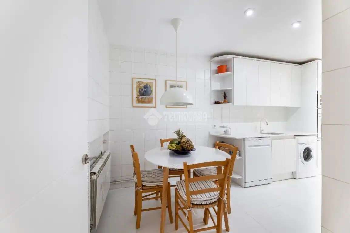 Cocina de Piso en venta en Majadahonda con Aire acondicionado, Calefacción y Terraza