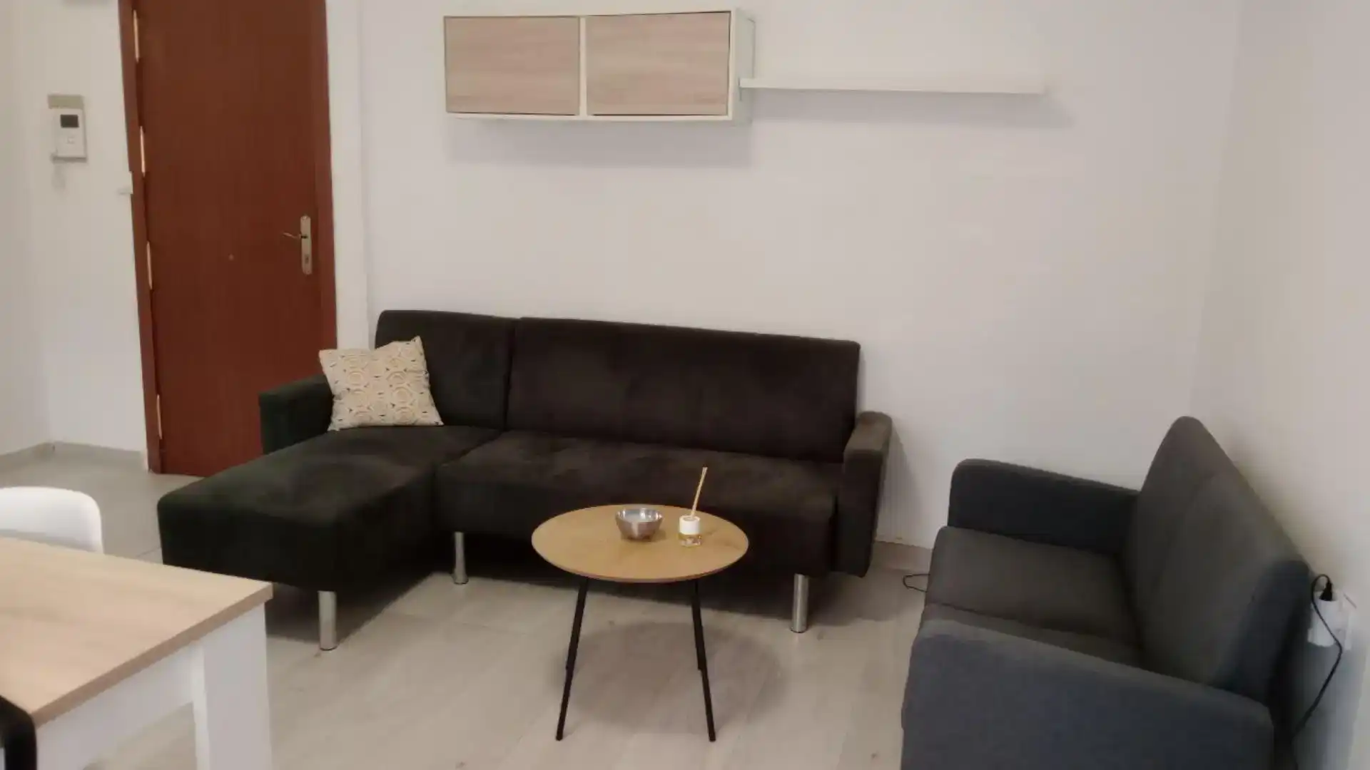 Living room of Flat for rent in  Valencia Capital  with Air Conditioner
