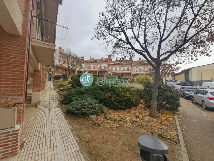 Exterior view of Flat for sale in Segovia  with Air Conditioner, Heating and Terrace