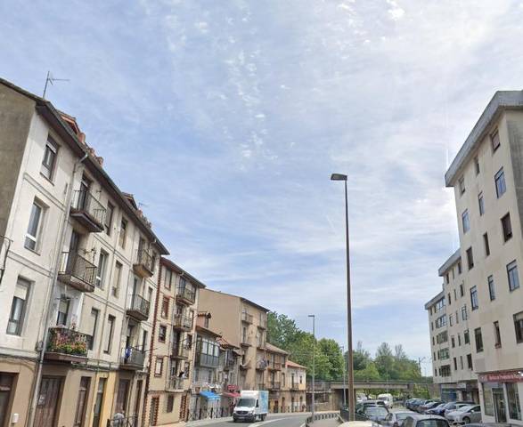 Piso en Venta en Calle CAMPOGIRO en Alisal - San Román