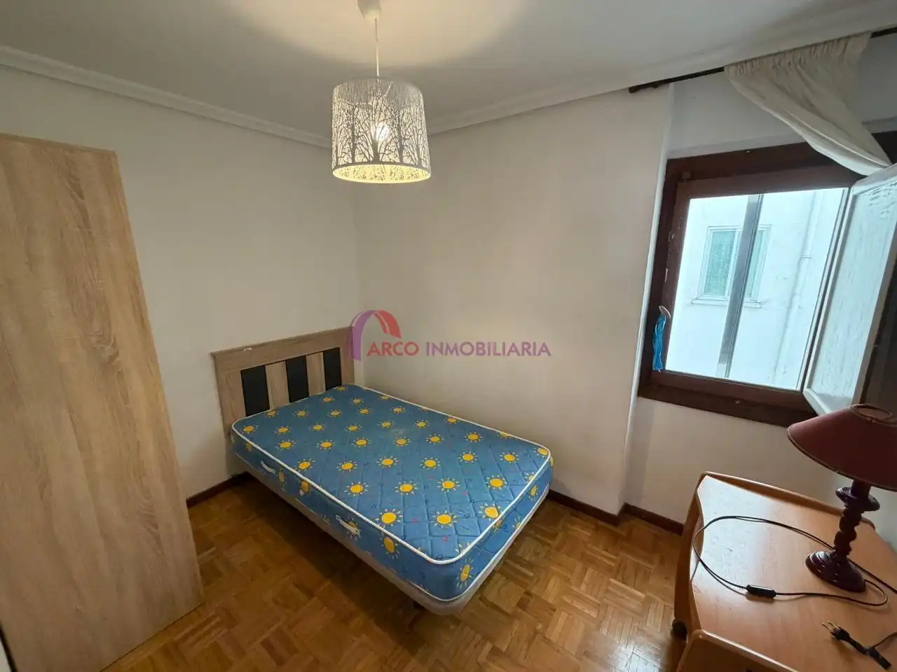 Habitación de Piso en venta en Burgos con Calefacción, Terraza y Amueblado