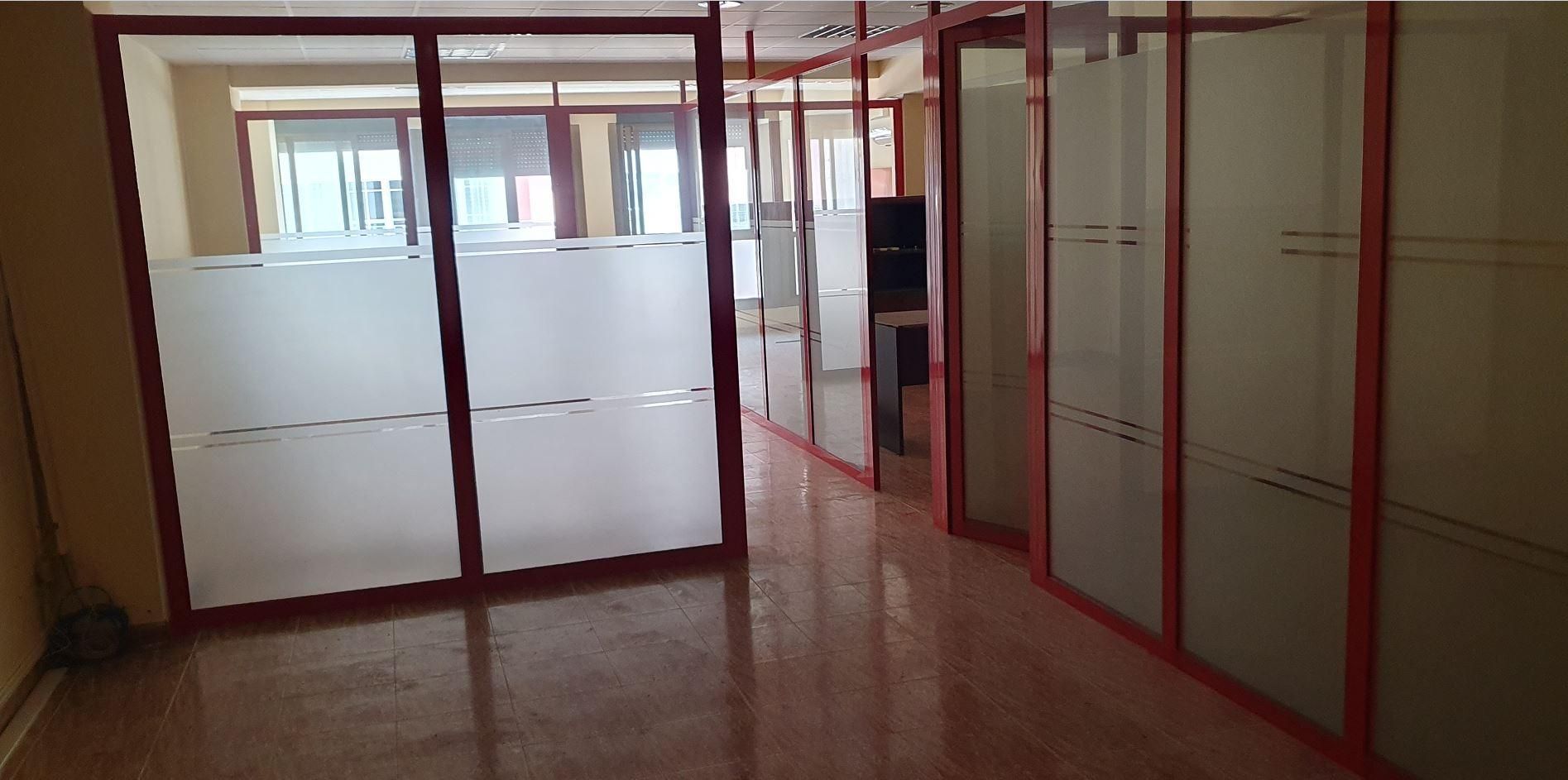 Büro miete in La Vall d'Uixó mit Klimaanlage, Heizung und Abstellraum