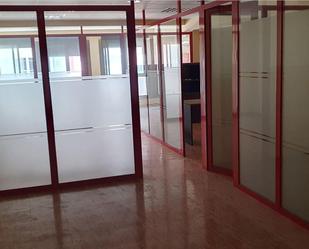 Büro miete in La Vall d'Uixó mit Klimaanlage, Heizung und Abstellraum