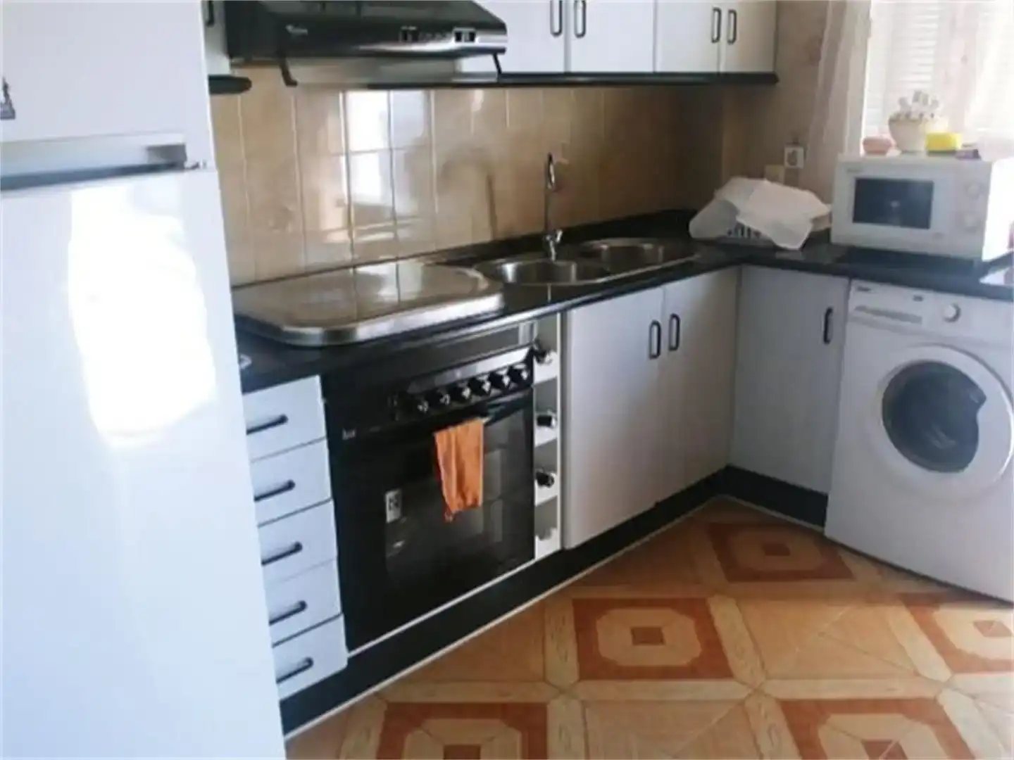 Cuina de Casa adosada en venda en Rena