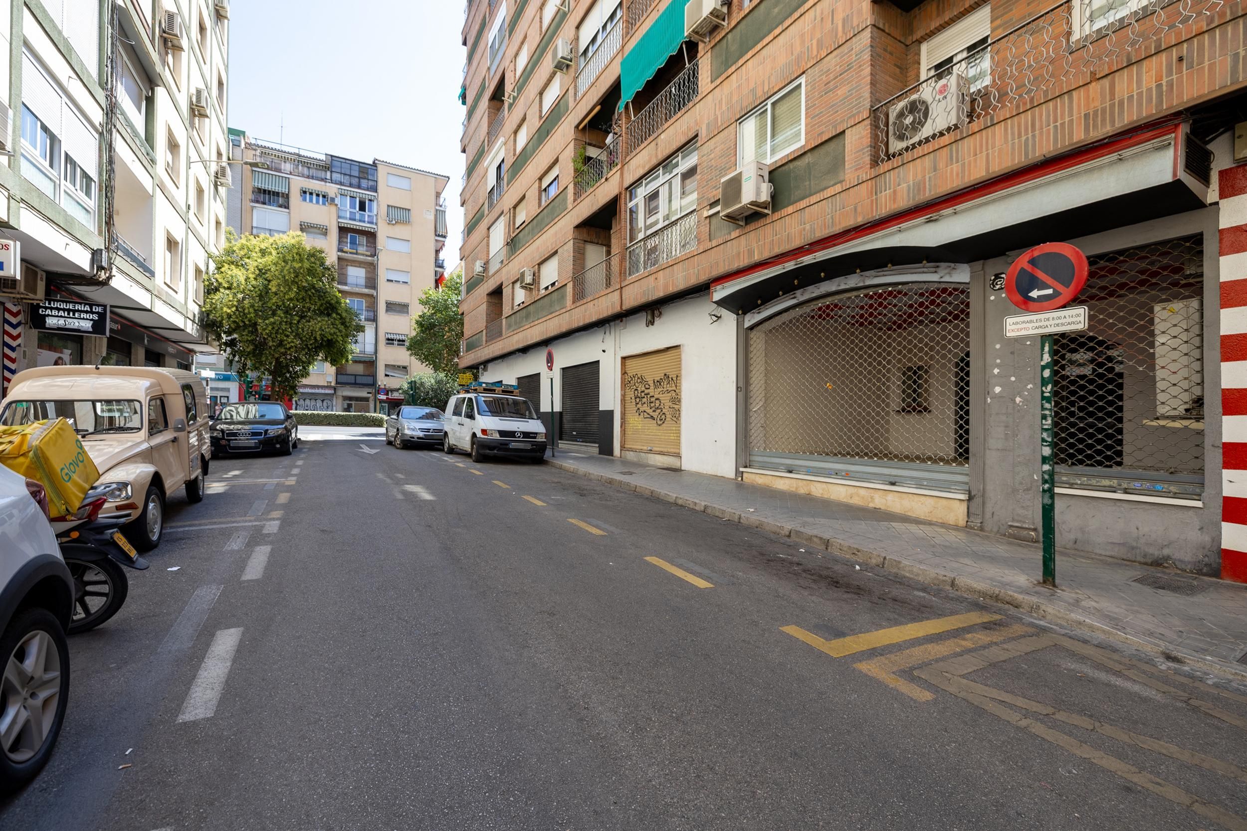 Außenansicht von Geschaftsraum zum verkauf in  Granada Capital