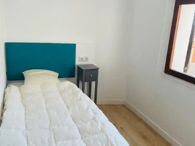 Schlafzimmer von Wohnung zur Miete in Sant Cebrià de Vallalta mit Klimaanlage und Möbliert