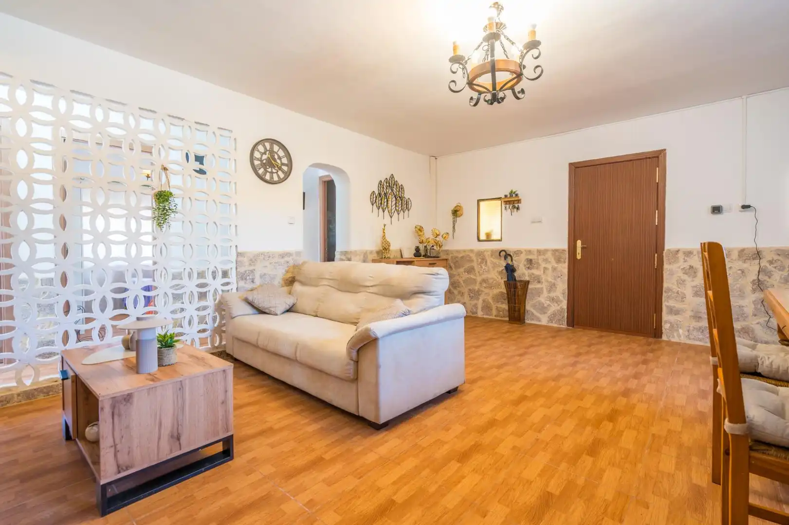 Sala de estar de Casa o chalet en venta en Benaguasil con Aire acondicionado, Calefacción y Jardín privado