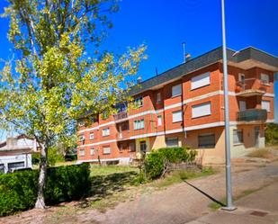 Vista exterior de Apartament en venda en Villadangos del Páramo amb Calefacció