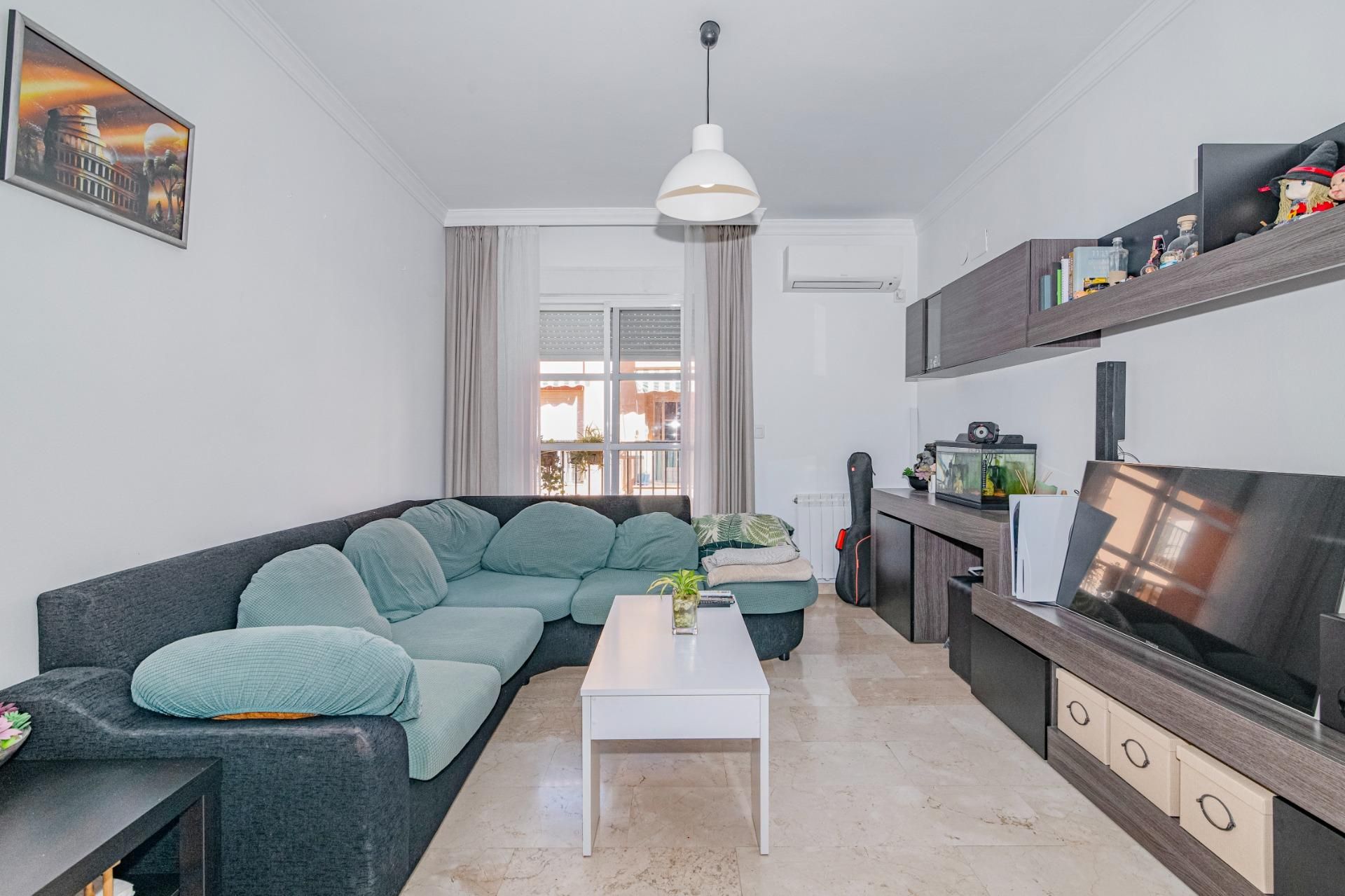 Piso en venta en Calle Rafael Alberti, Aljomahima - Ermita