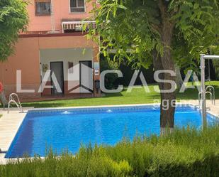 Swimming pool of Single-family semi-detached for sale in Montequinto  with Air Conditioner, Heating and Storage room
