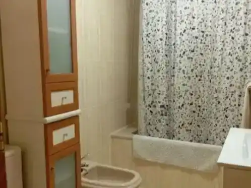 Badezimmer von Wohnung zur Miete in Albacete mit Klimaanlage, Möbliert und Balkon