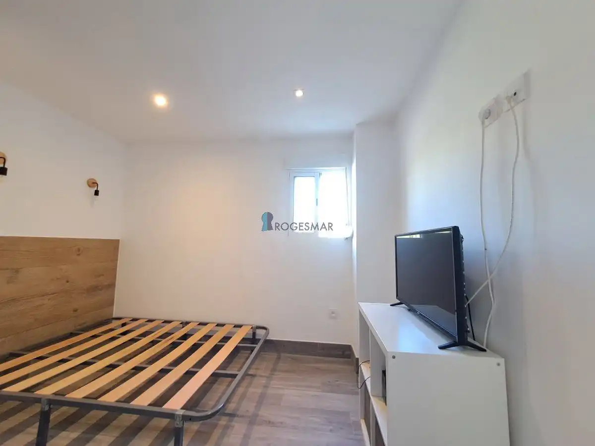 Dormitori de Apartament en venda en Benicasim / Benicàssim amb Traster, Moblat i Piscina comunitària