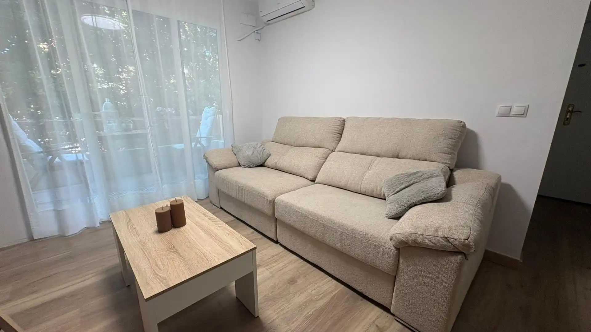 Sala de estar de Piso en venta en Málaga con Aire acondicionado, Amueblado y Balcón