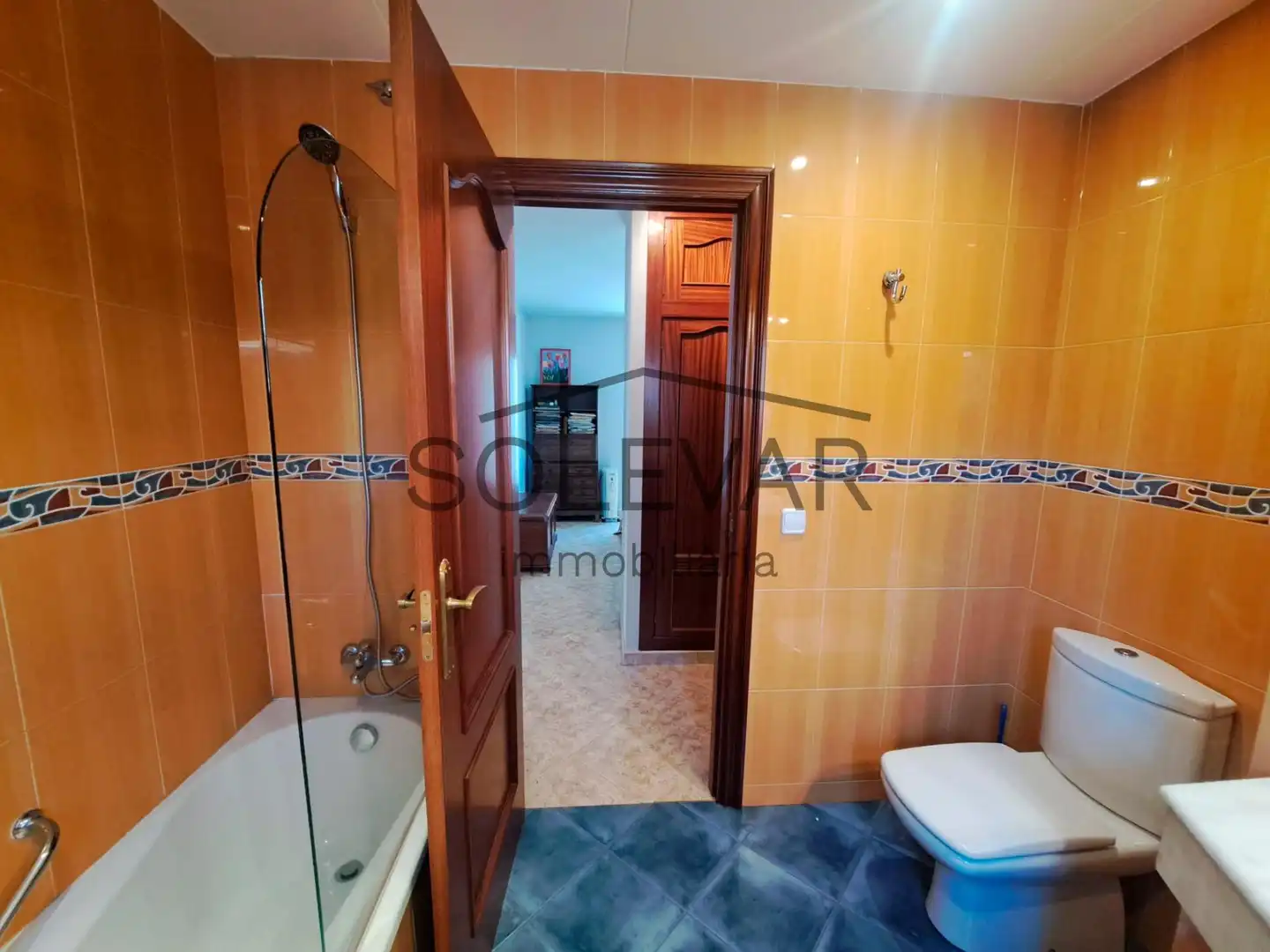 Badezimmer von Wohnung zum Verkauf in Tremp mit Klimaanlage, Heizung und Terrasse