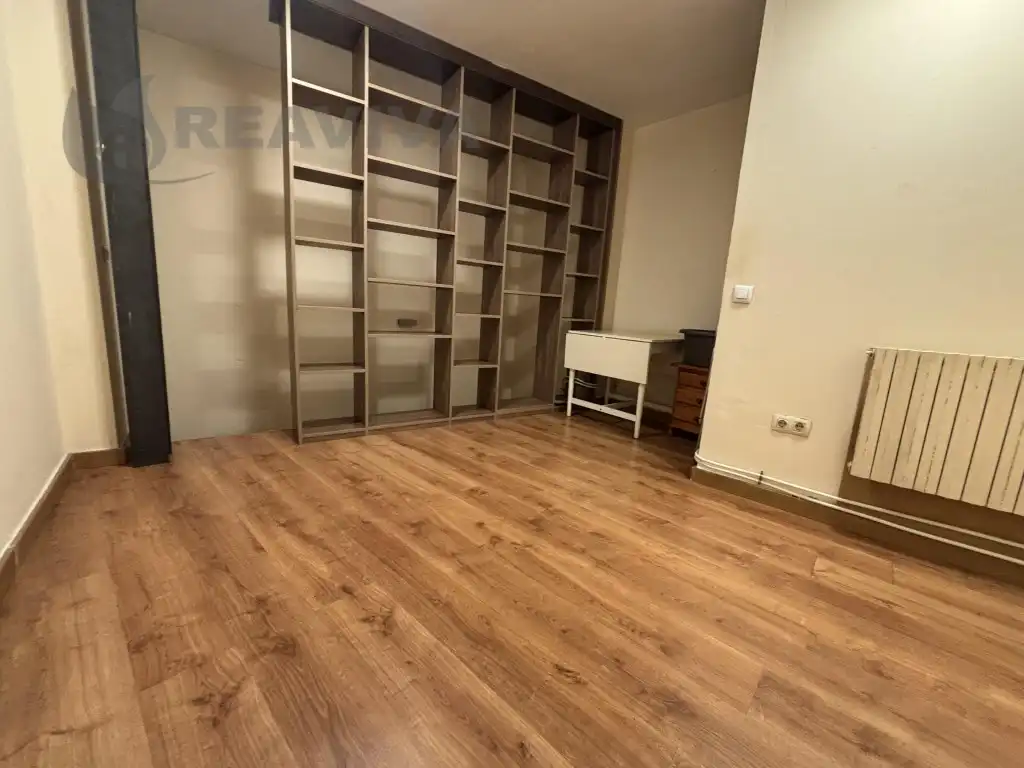 Dúplex en venta en La Seu d'Urgell con Horno y Balcón