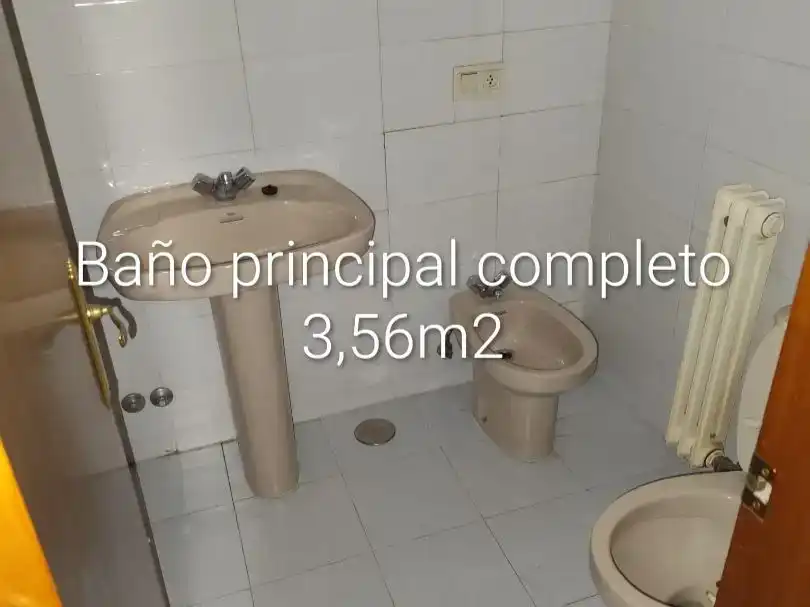 Bany de Pis en venda en Tordesillas amb Jardí privat, Piscina i Balcó