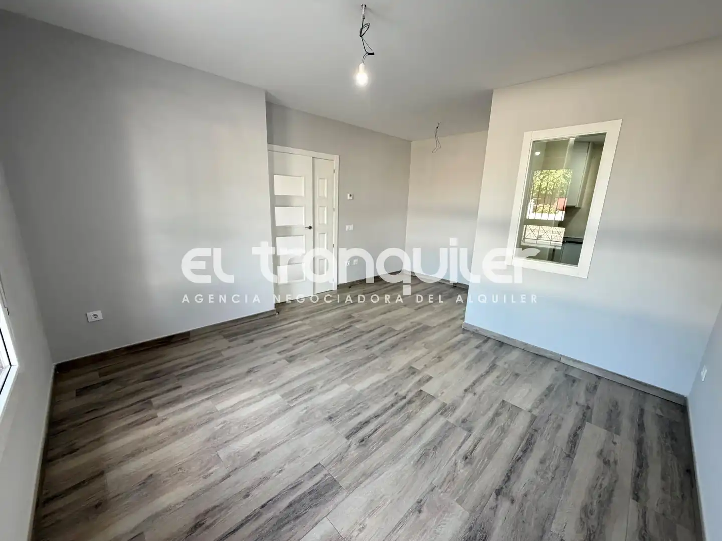 Sala de estar de Piso de alquiler en Fuente El Saz de Jarama con Aire acondicionado, Lavadora y Se aceptan mascotas