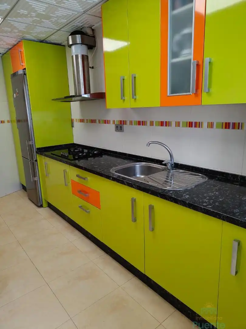 Cocina de Piso en venta en Totana con Aire acondicionado, Trastero y Amueblado