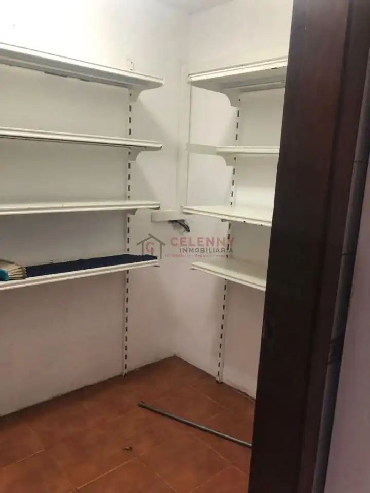 Local en venda en A Pobra de Trives  amb Aire condicionat i Moblat
