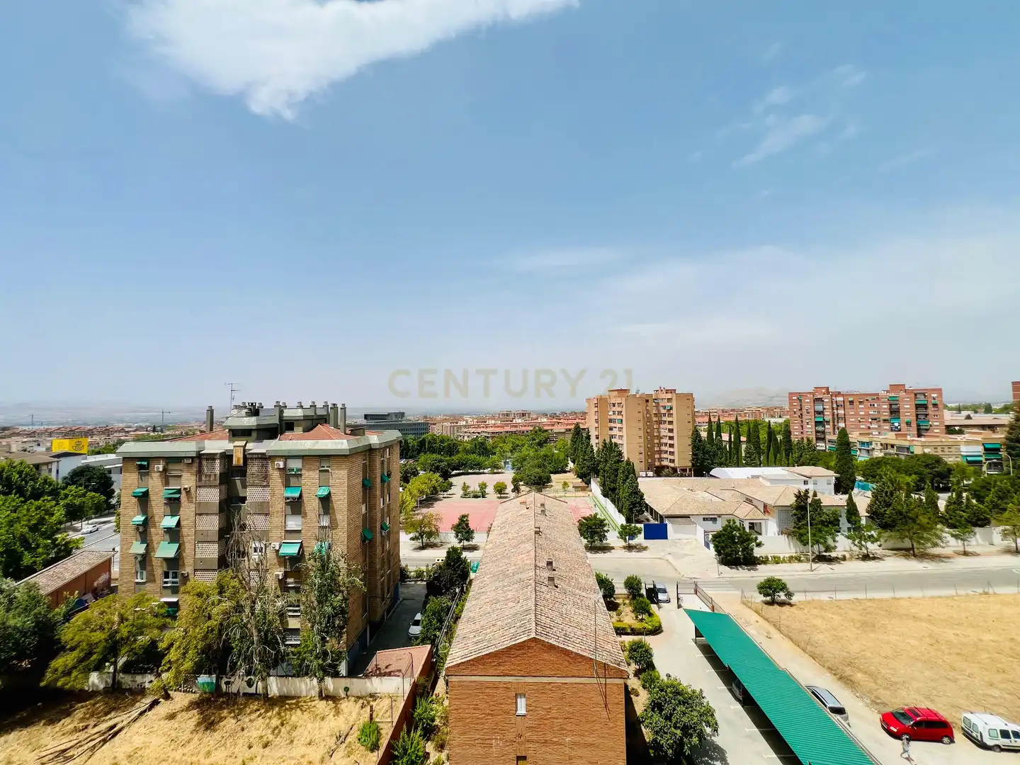 Exterior view of Flat for rent in Granada  with Air Conditioner, Oven and Washing machine