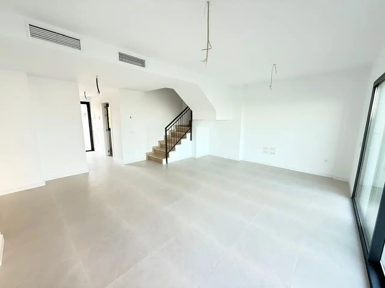 Casa adosada en venta en Vélez-Málaga con Jardín privado y Piscina comunitaria