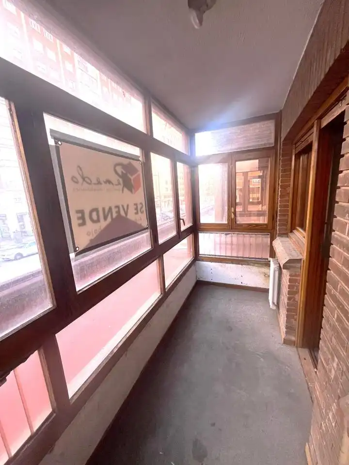 Pis en venda a Del Cid Campeador, Casco Antiguo
