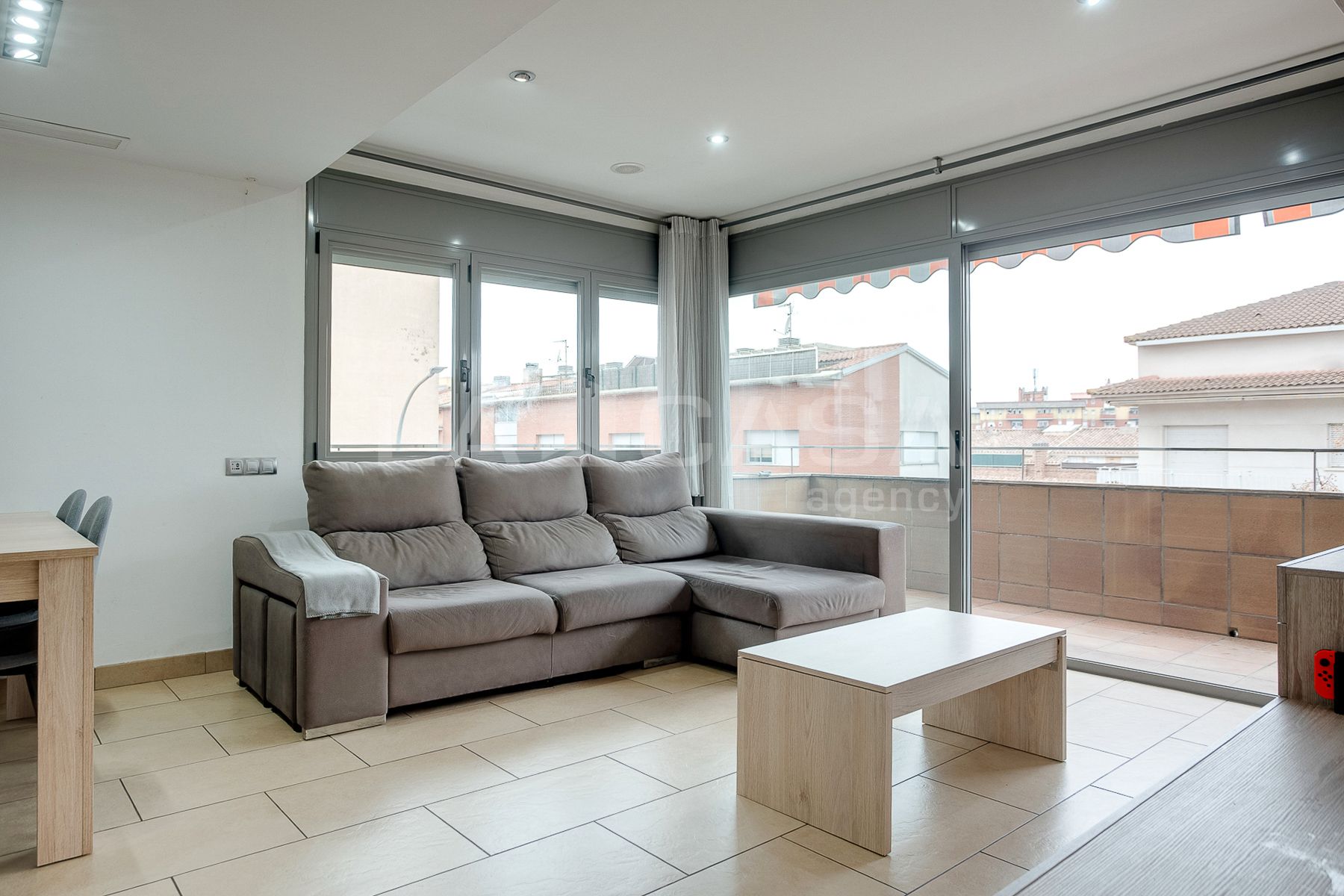 Sala d'estar de Dúplex en venda en Les Franqueses del Vallès amb Aire condicionat, Calefacció i Parquet