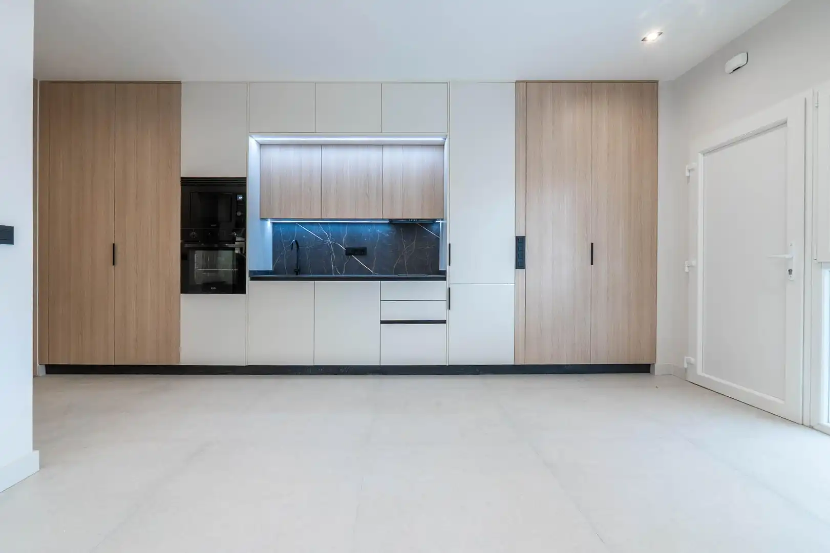 Cuina de Apartament en venda en Granada amb Aire condicionat i Calefacció