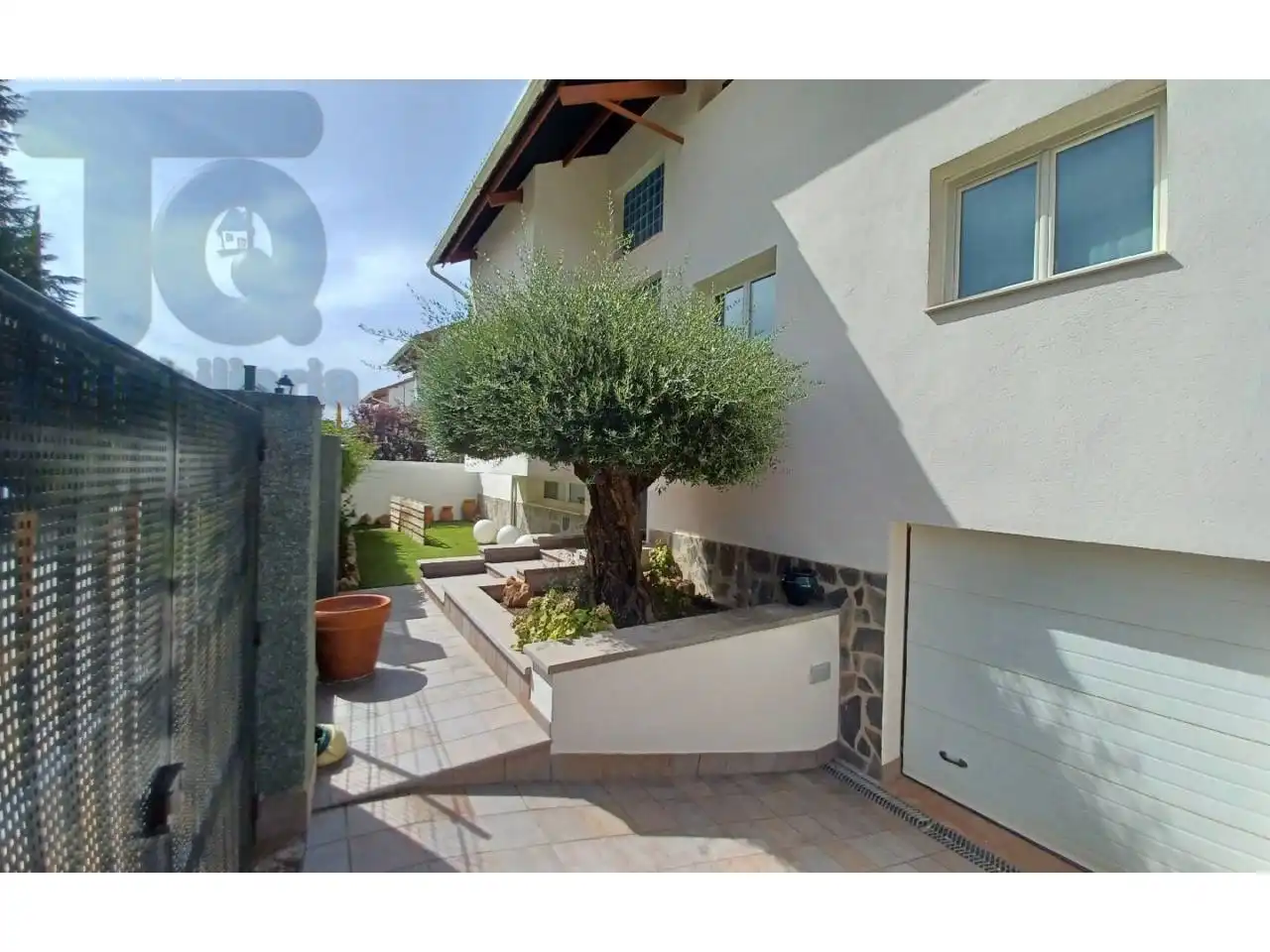 Exterior view of Houses for sale in Nívar  with Air Conditioner, Heating and Private garden
