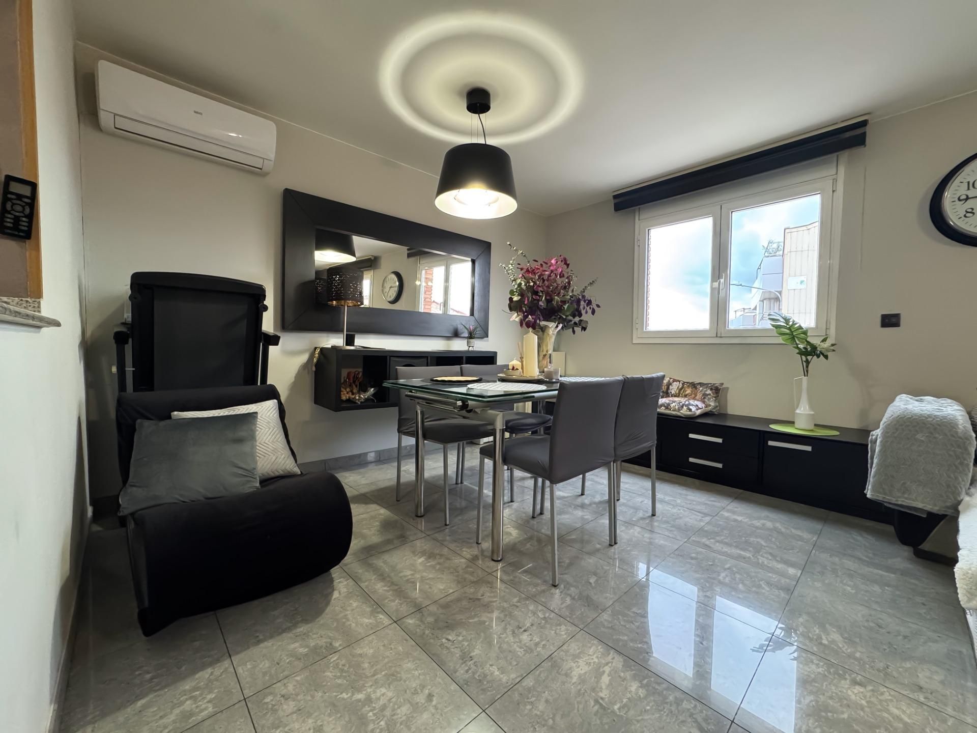 Living room of Flat for sale in Manresa  with Air Conditioner and Heating