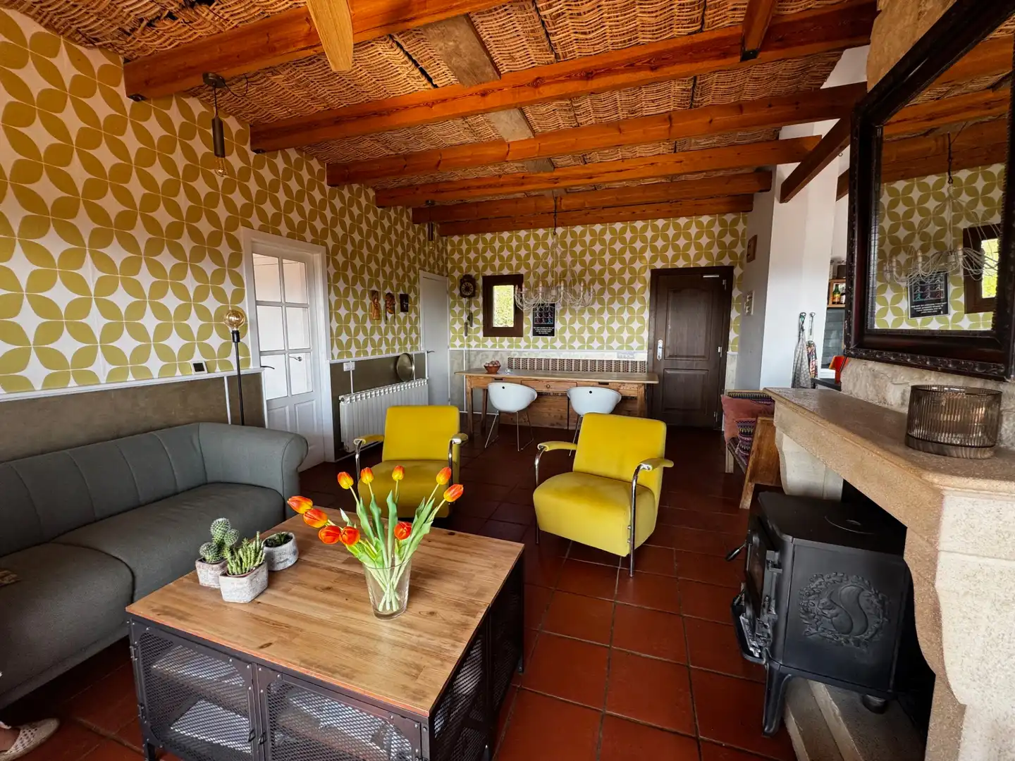 Sala de estar de Finca rústica en venta en Lledó con Aire acondicionado, Terraza y Piscina