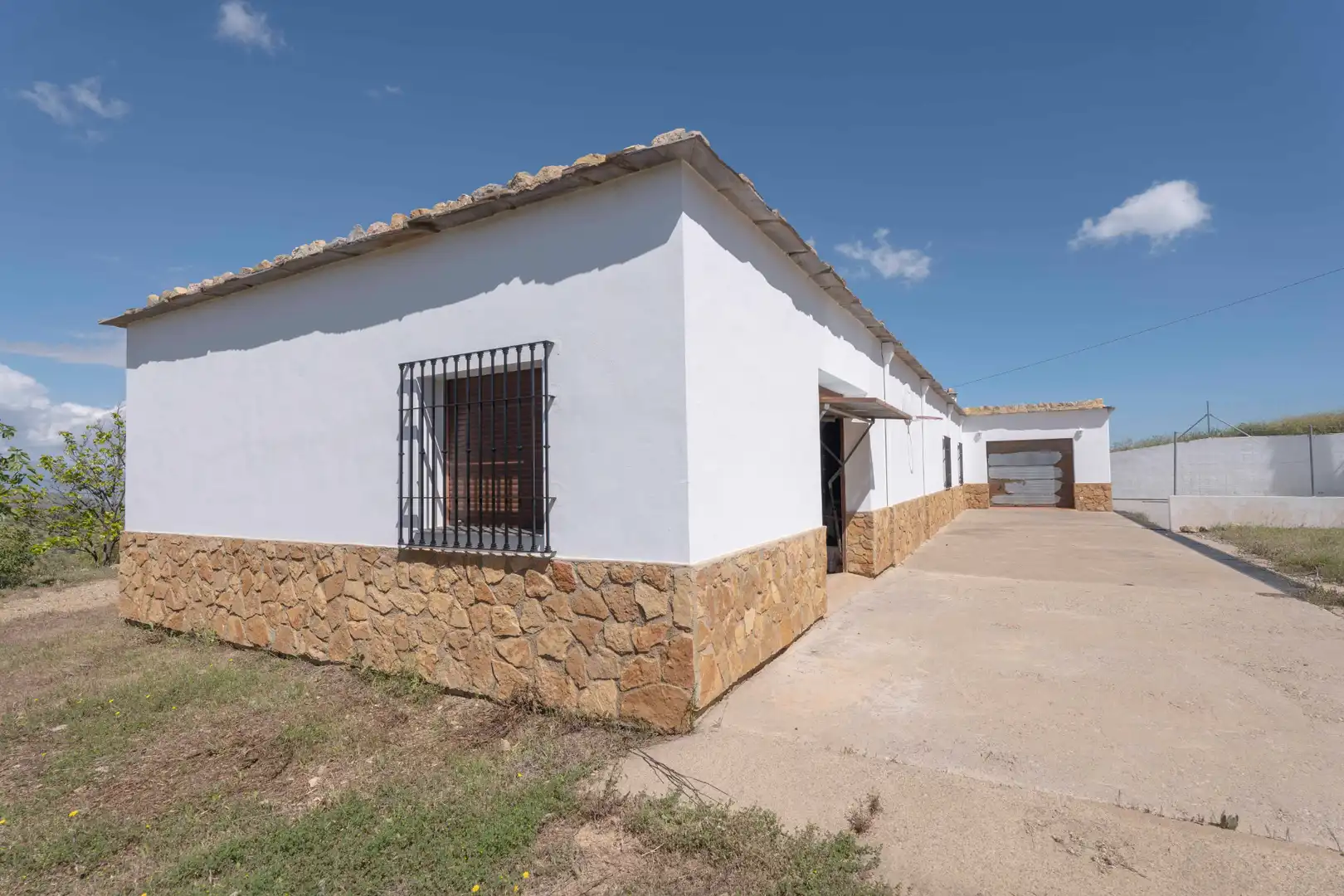 Vista exterior de Casa o xalet en venda en Murtas amb Jardí privat, Terrassa i Piscina