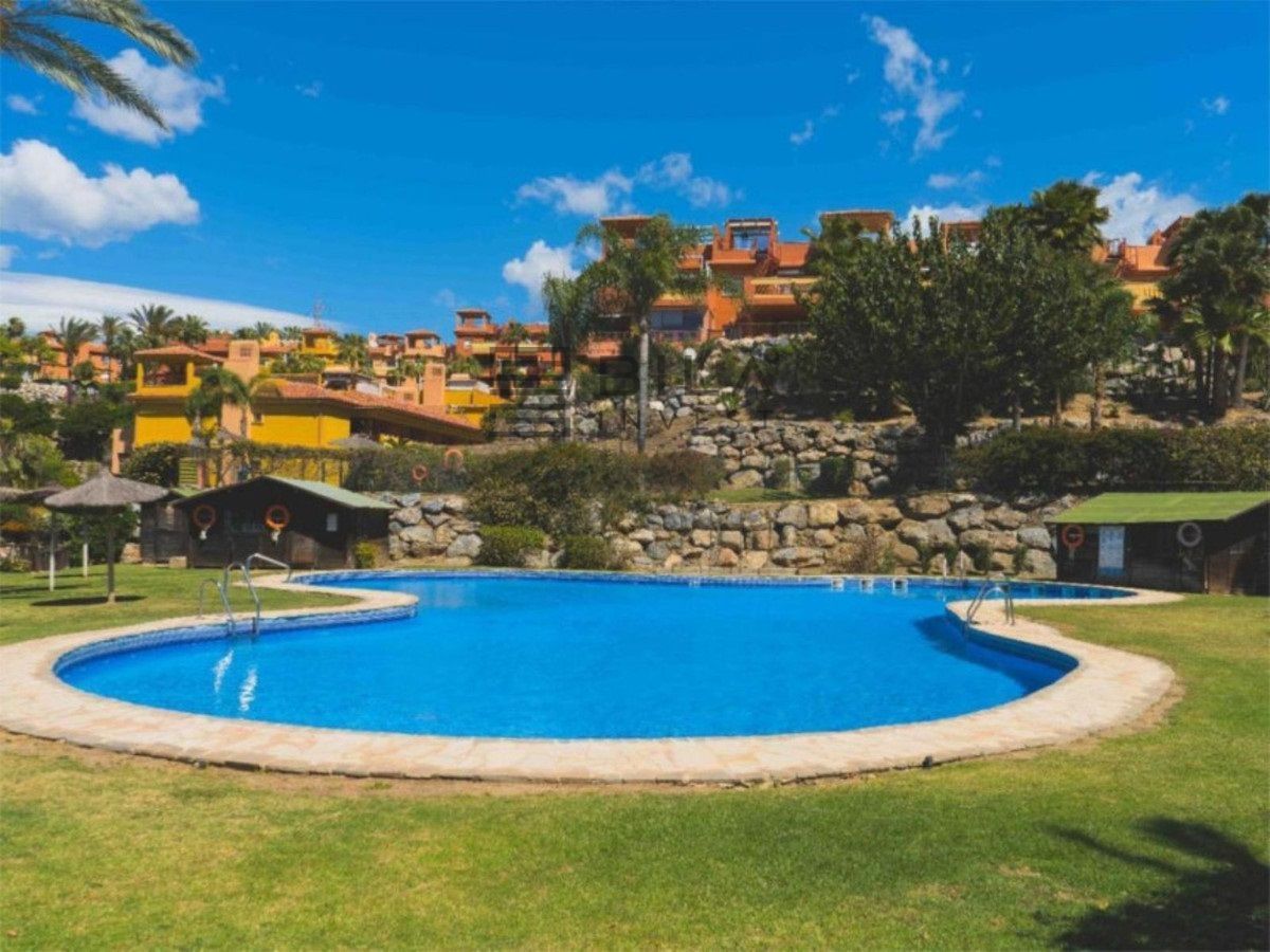 Garden of Flat for sale in Marbella  with Air Conditioner, Terrace and Storage room