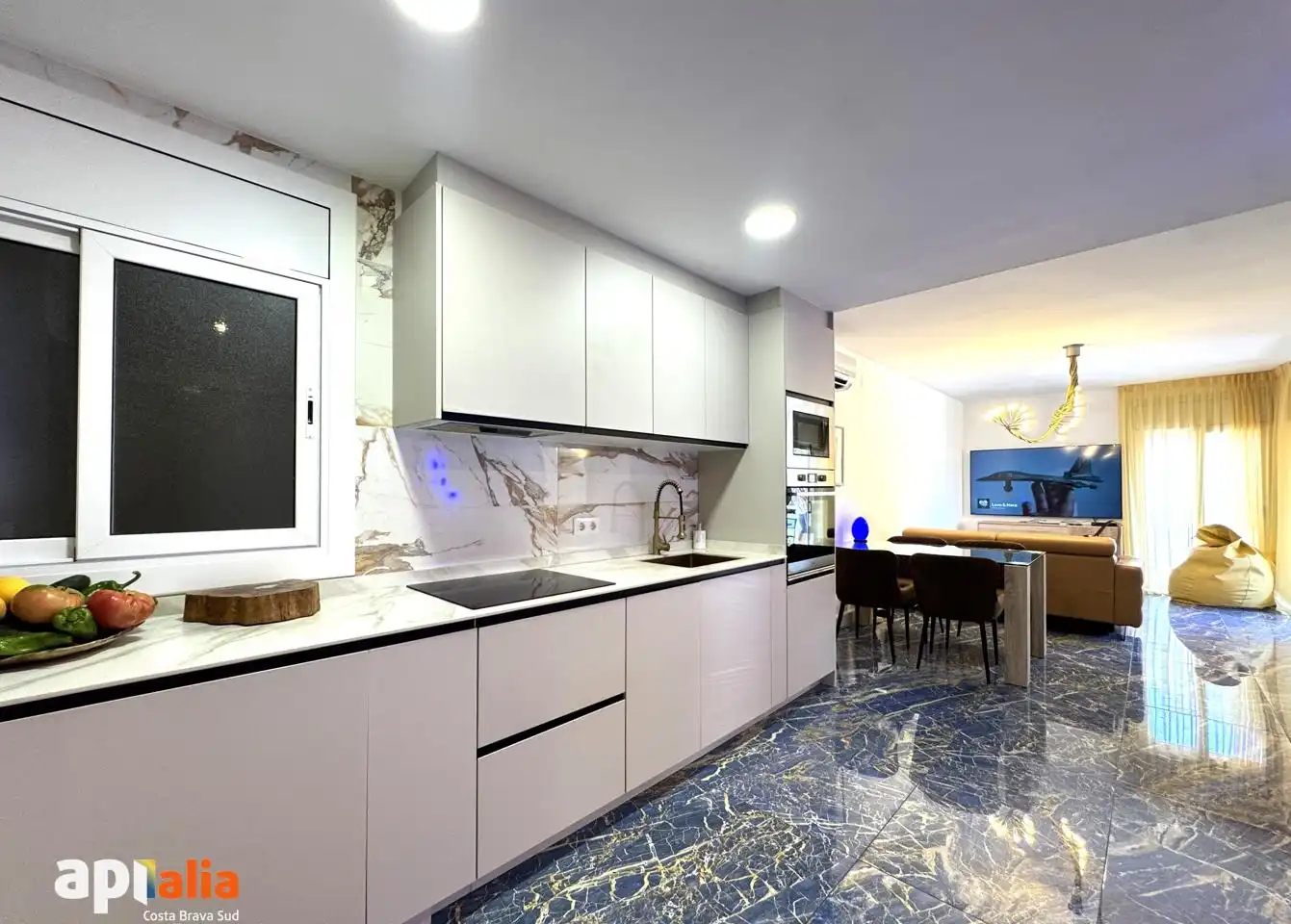 Flat for sale in Canyelles