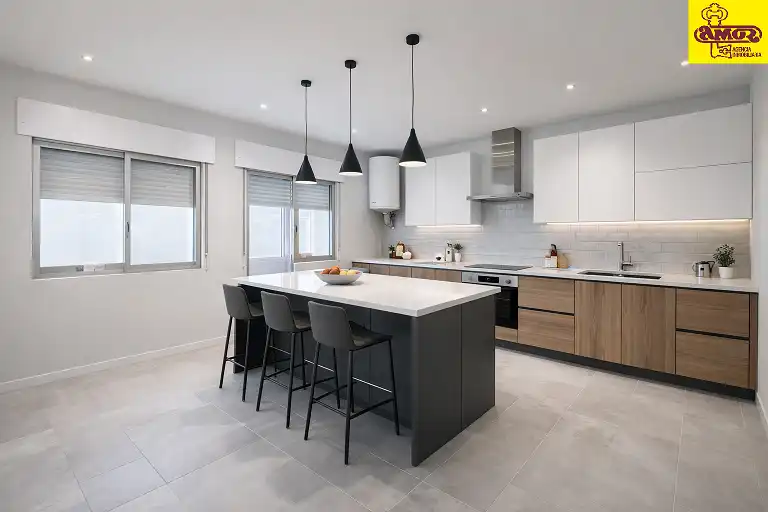 Cocina de Piso en venta en Santiago de Compostela  con Trastero