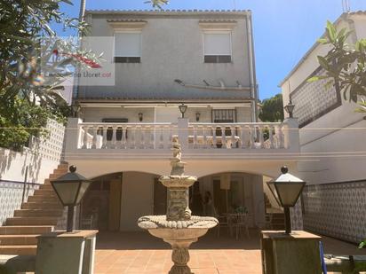 Exterior view of House or chalet for sale in  Barcelona Capital