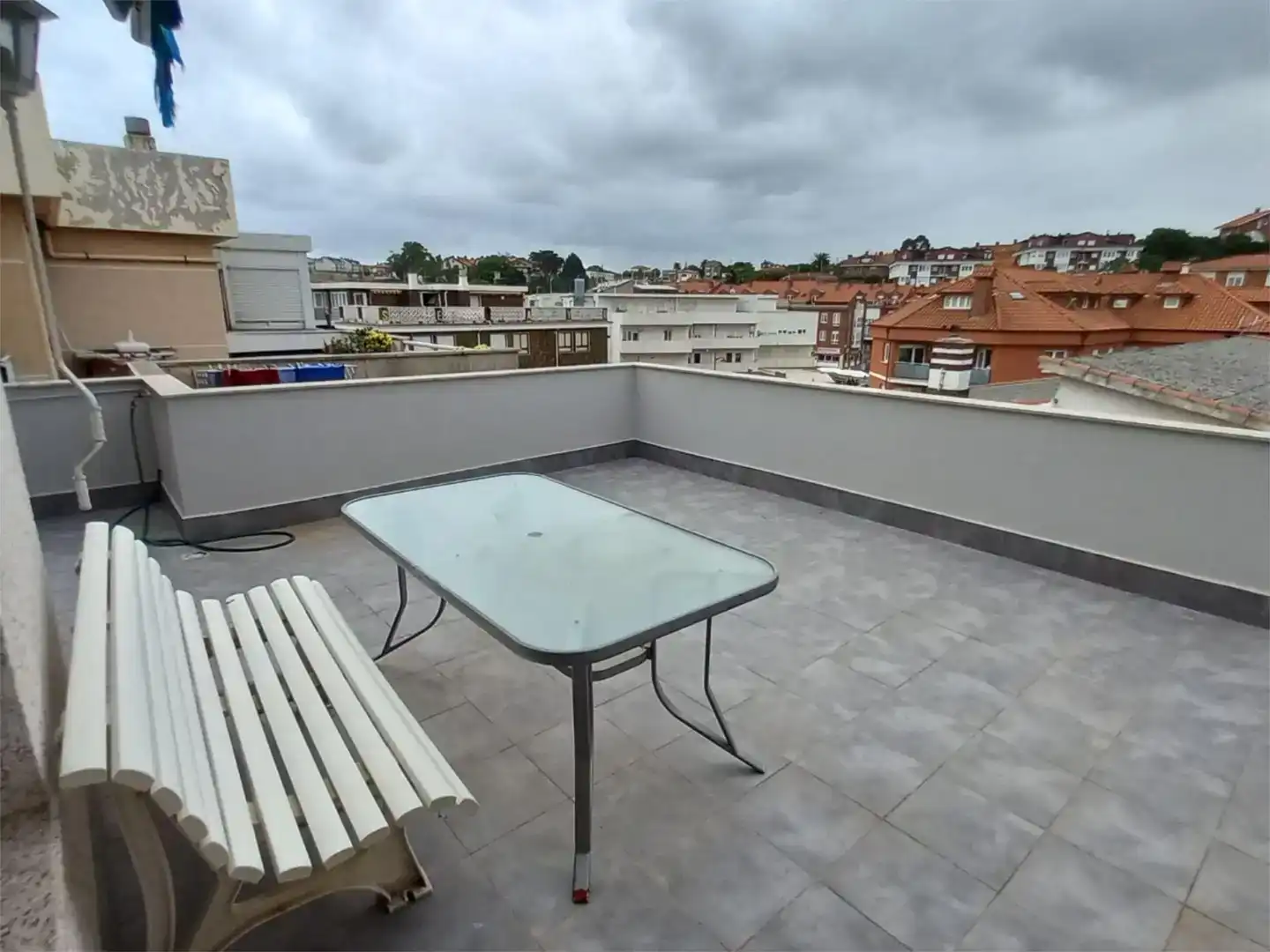 Terrasse von Wohnungen zur Miete in Ribamontán al Mar mit Parkett und Möbliert
