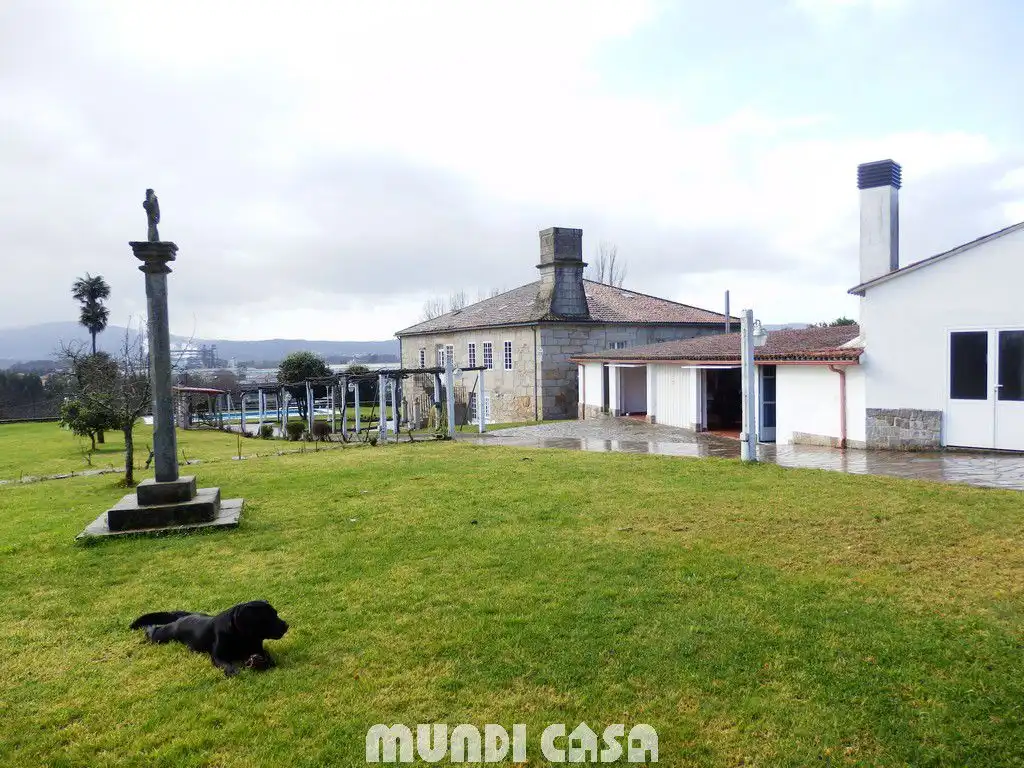 Country homes for sale in Padrón  with Heating, Terrace and Furnished