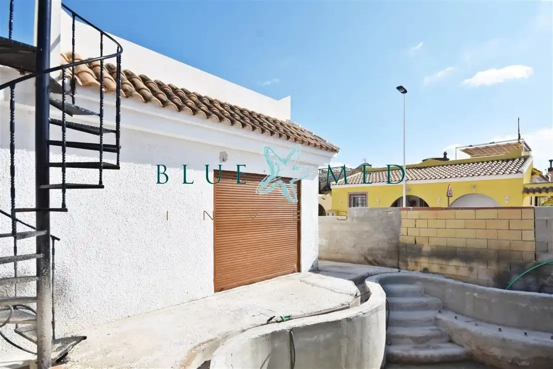Vista exterior de Casa o chalet en venta en Mazarrón con Jardín privado, Terraza y Piscina