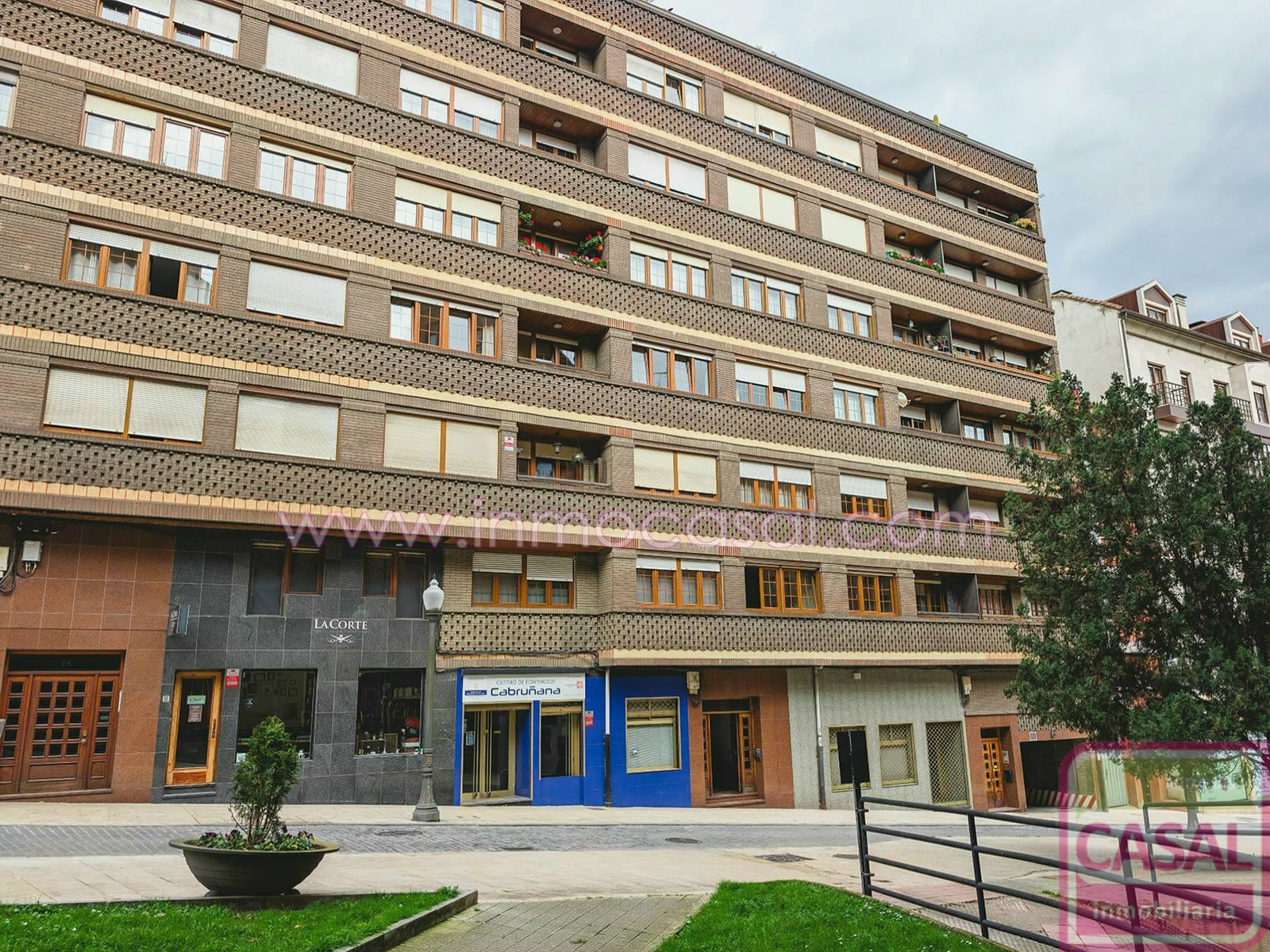 Piso en venta en CABRUÑANA, Centro