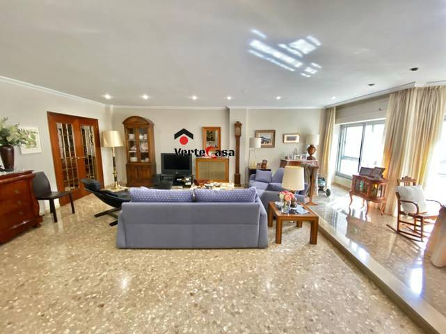 Piso en Venta en Menéndez y Pelayo en Jaume Roig