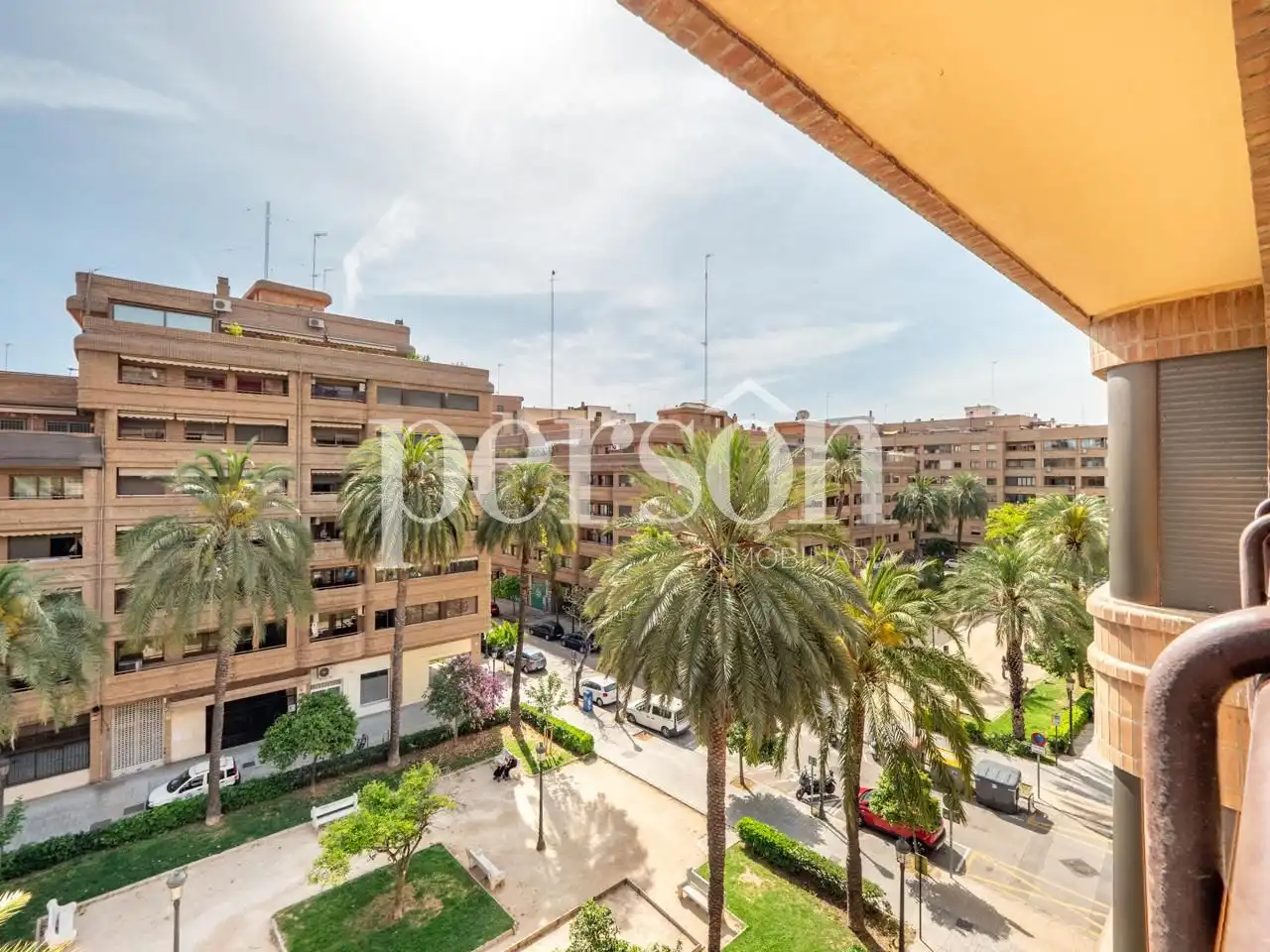 Vista exterior de Piso en venta en Valencia con Aire acondicionado, Calefacción y Parquet