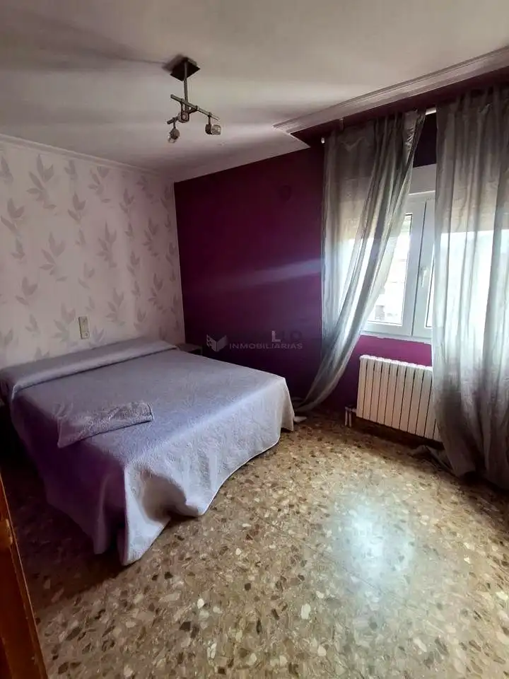 Habitación de Dúplex en venta en Teruel con Calefacción, Terraza y Amueblado