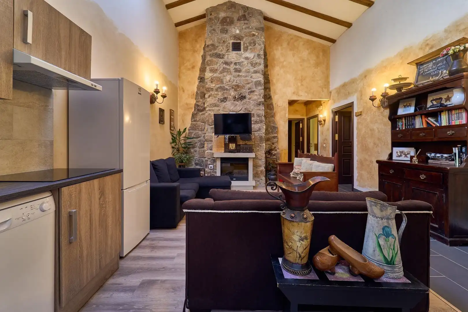 Sala de estar de Finca rústica en venta en Cobreros con Aire acondicionado, Calefacción y Jardín privado