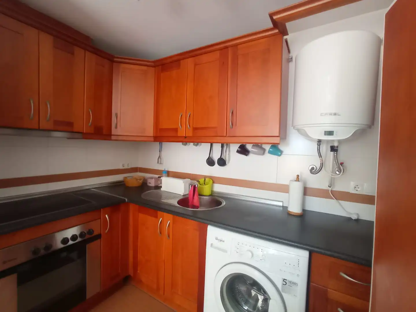 Küche von Wohnung zur Miete in Fuengirola mit Klimaanlage, Möbliert und Waschmaschine