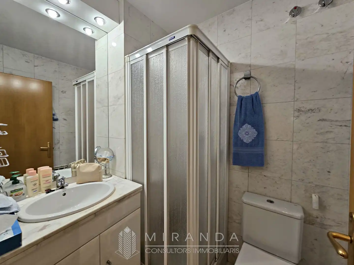 Baño de Piso en venta en Granollers con Aire acondicionado, Calefacción y Balcón