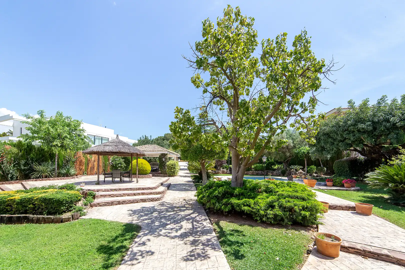 Chalet con terraza en venta en San Antonio de Benagéber