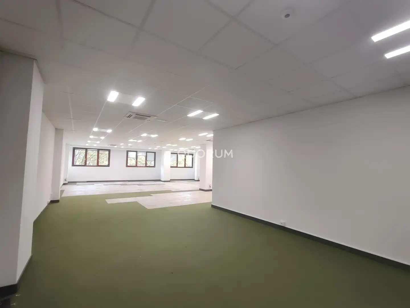 Büro zur Miete in Abando - Albia