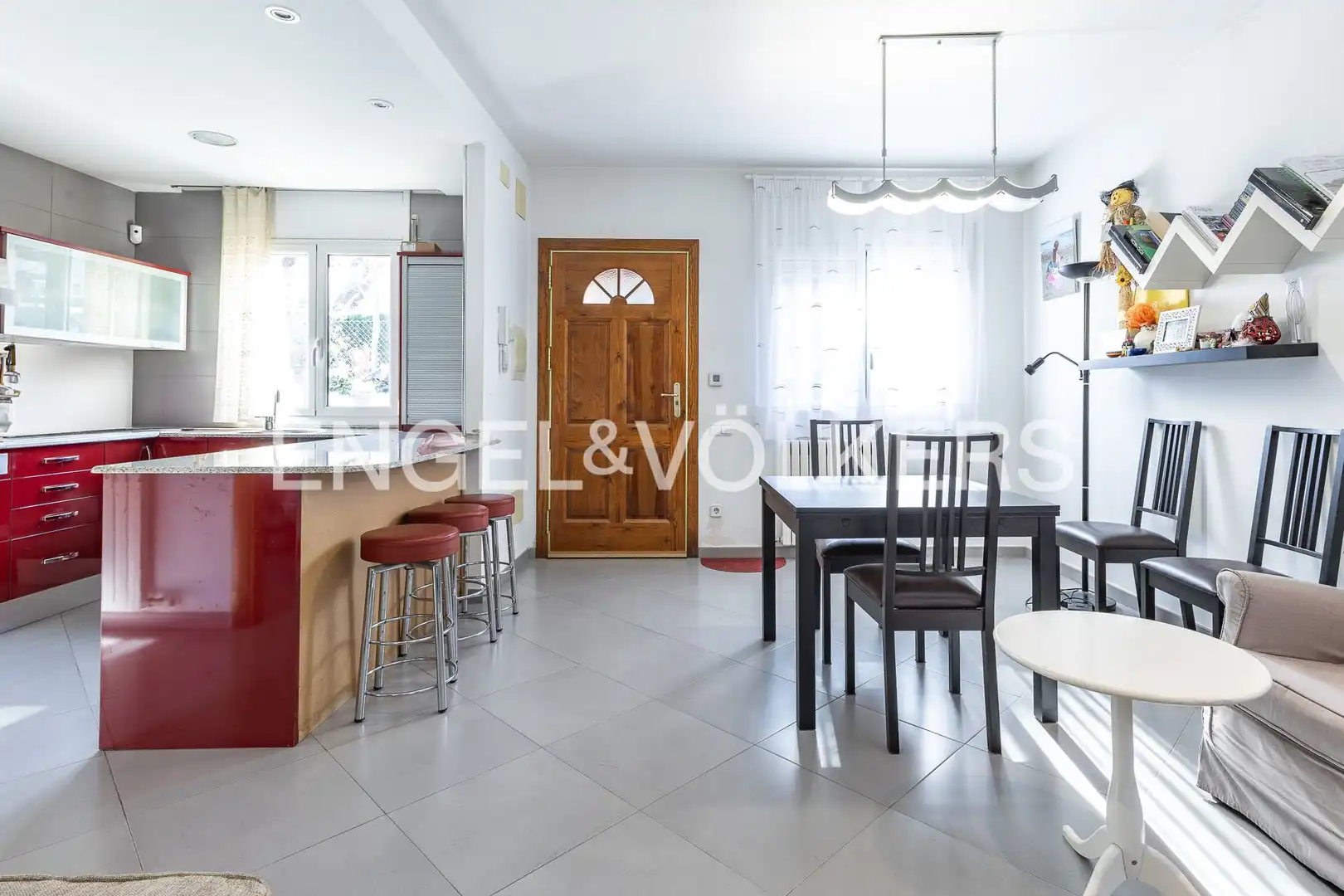 Exterior view of Houses for sale in Sant Cugat del Vallès  with Air Conditioner, Heating and Private garden