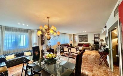 Dining room of Flat for sale in  Valencia Capital  with Air Conditioner, Heating and Parquet flooring